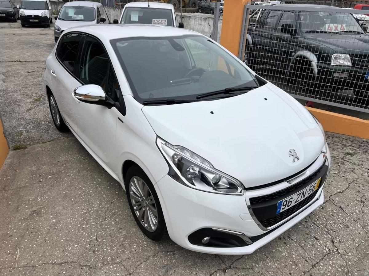 peugeot-208-2019-diesel-1499cc