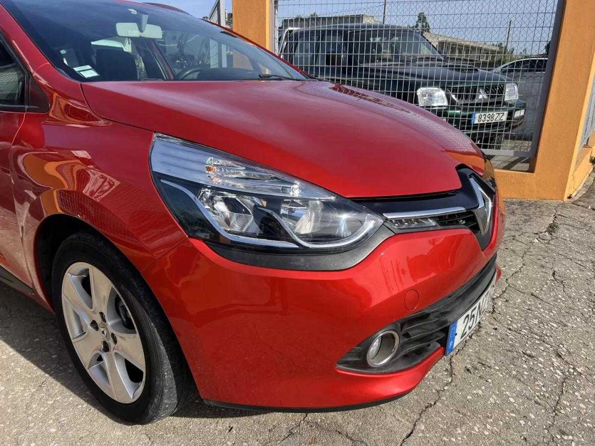 renault-clio-sport-tourer-2013-diesel-1461cc
