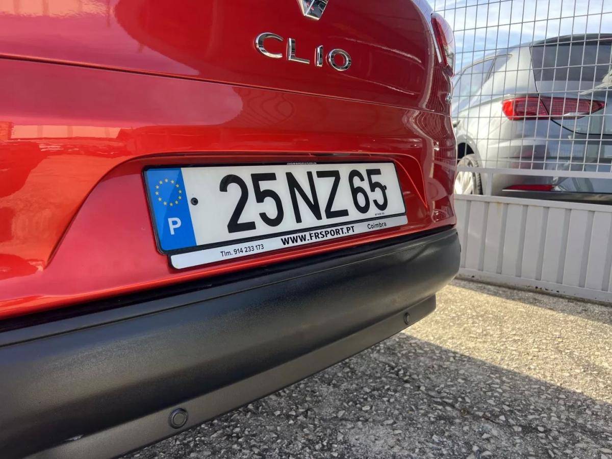 renault-clio-sport-tourer-2013-diesel-1461cc
