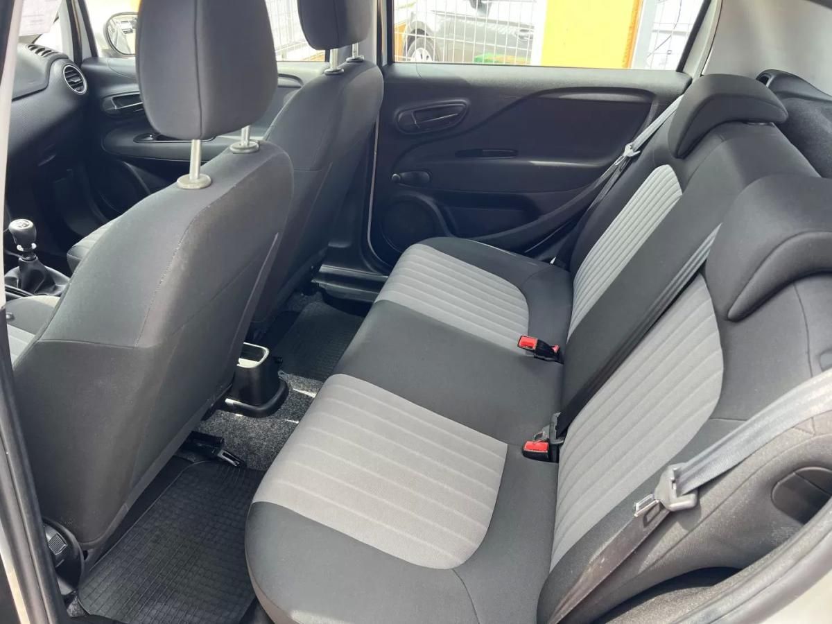 fiat-punto-2018-gasolina-1242cc