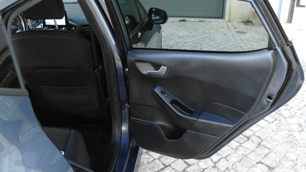 ford-fiesta-2023-gasolina-998cc