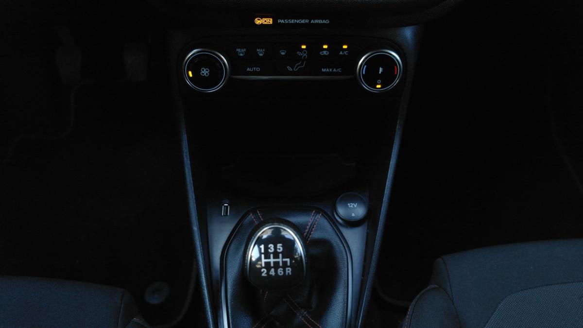ford-fiesta-2023-gasolina-998cc