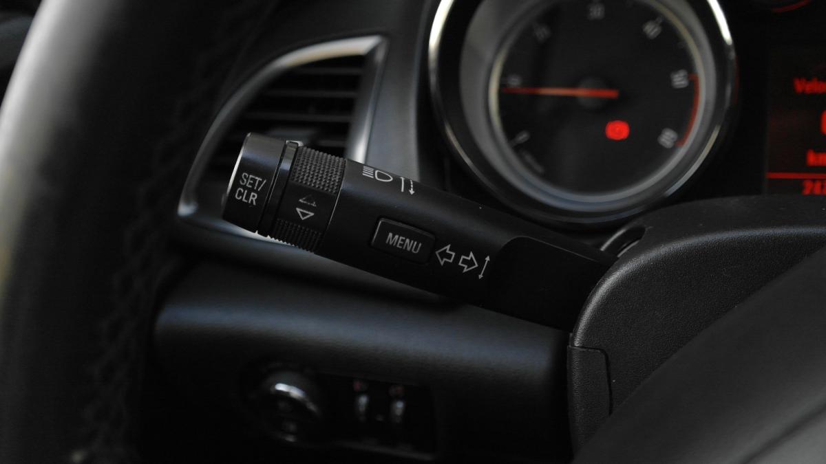 opel-astra-sport-tourer-2011-diesel-1686cc