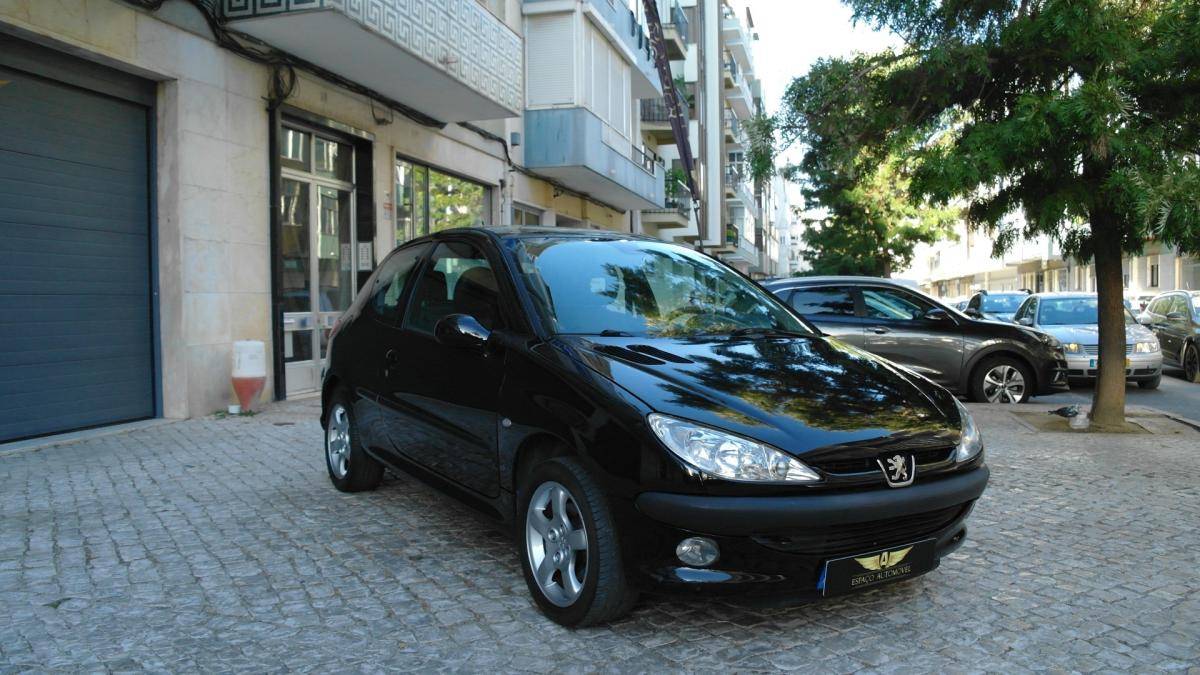 peugeot-206-1-6-2001-gasolina-1587cc
