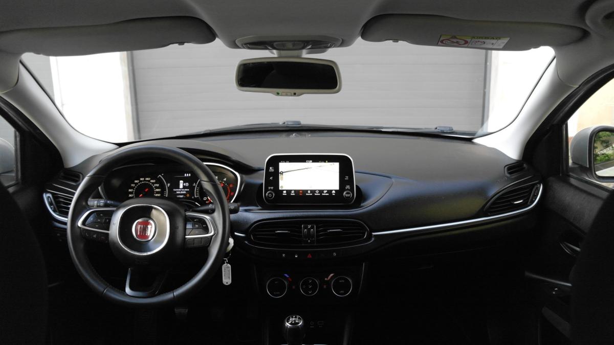 fiat-tipo-station-wagon-2018-diesel-1248cc