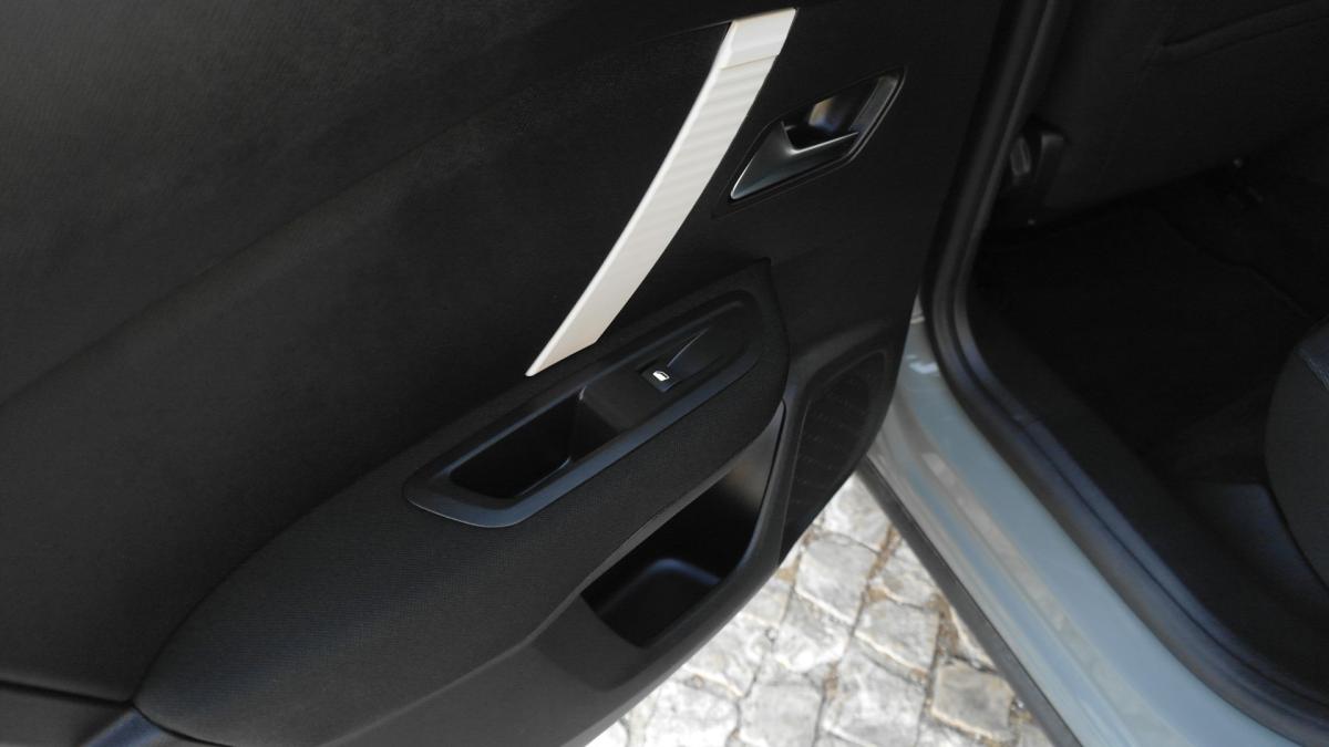 citroen-c4-2025-gasolina-1199cc