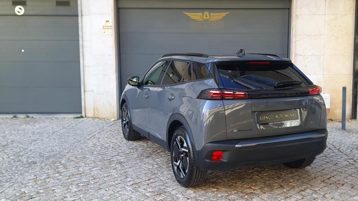 peugeot-e-2008-2025-eletrico-0cc