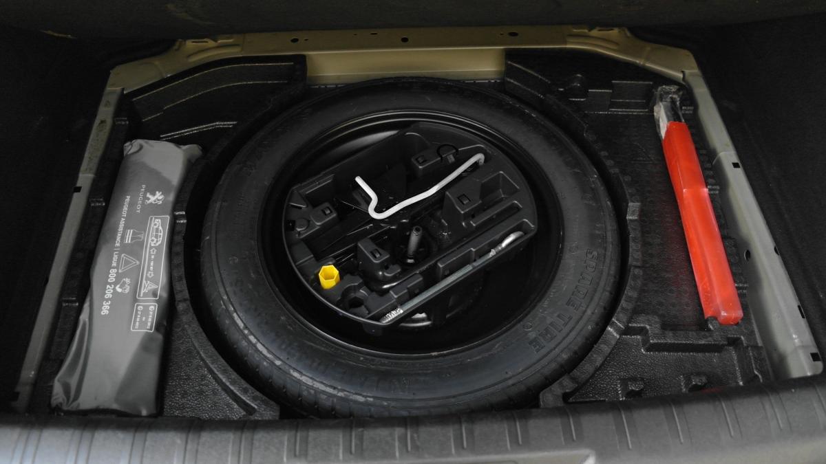 peugeot-308-2020-gasolina-1199cc