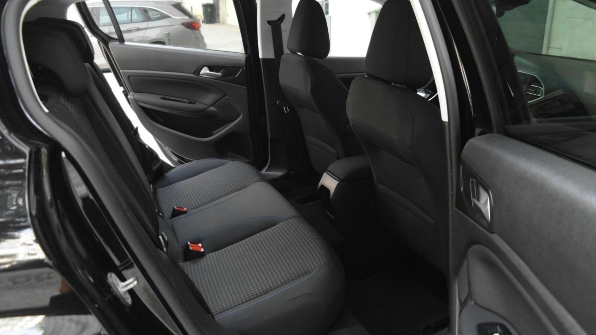 peugeot-308-2020-gasolina-1199cc