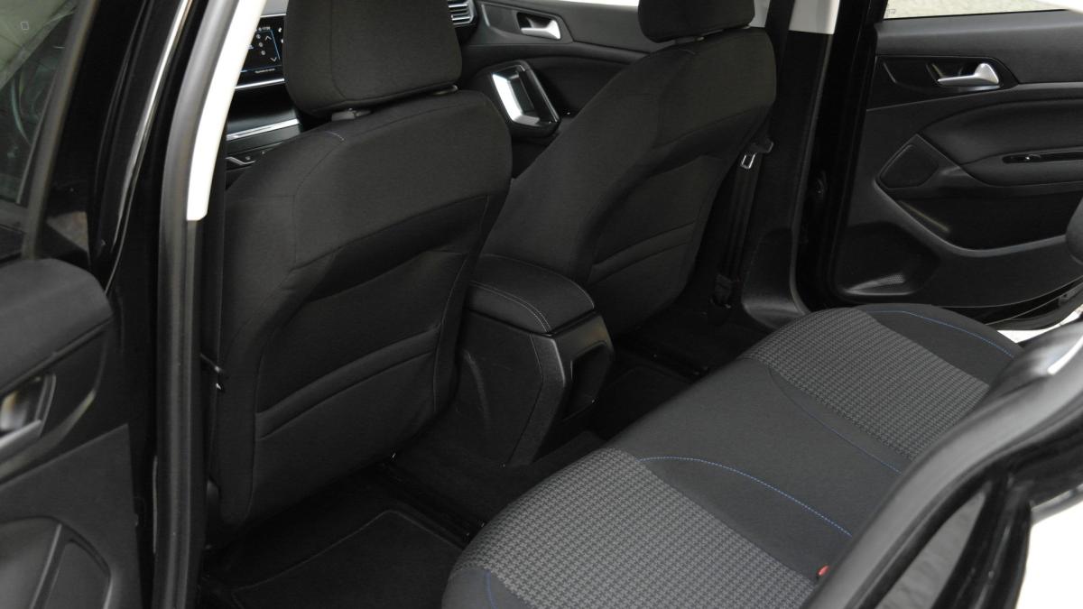 peugeot-308-2020-gasolina-1199cc