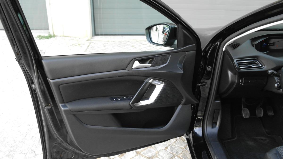 peugeot-308-2020-gasolina-1199cc