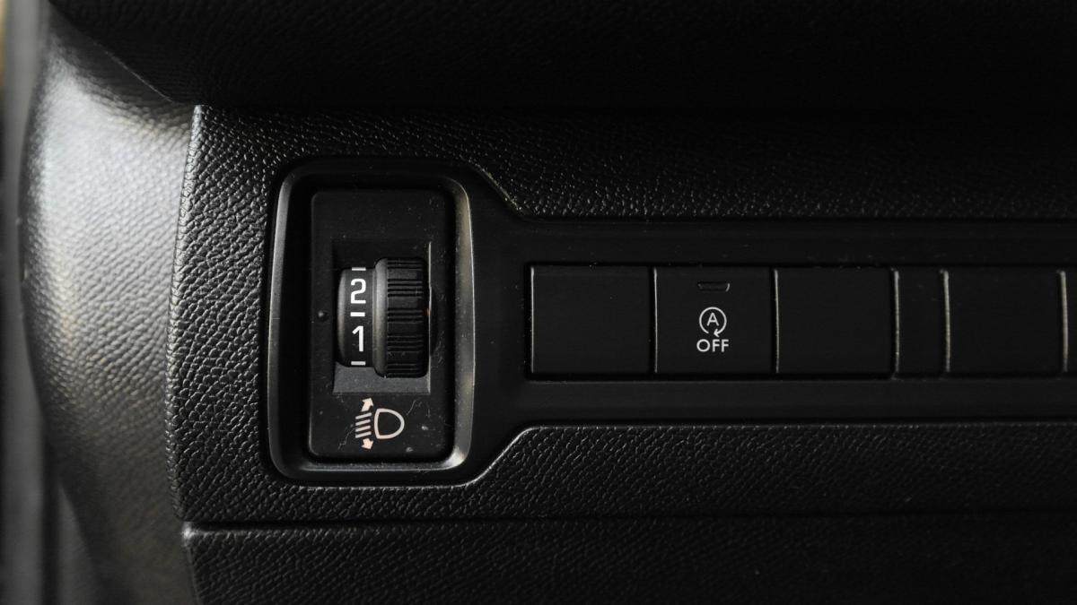 peugeot-308-2020-gasolina-1199cc