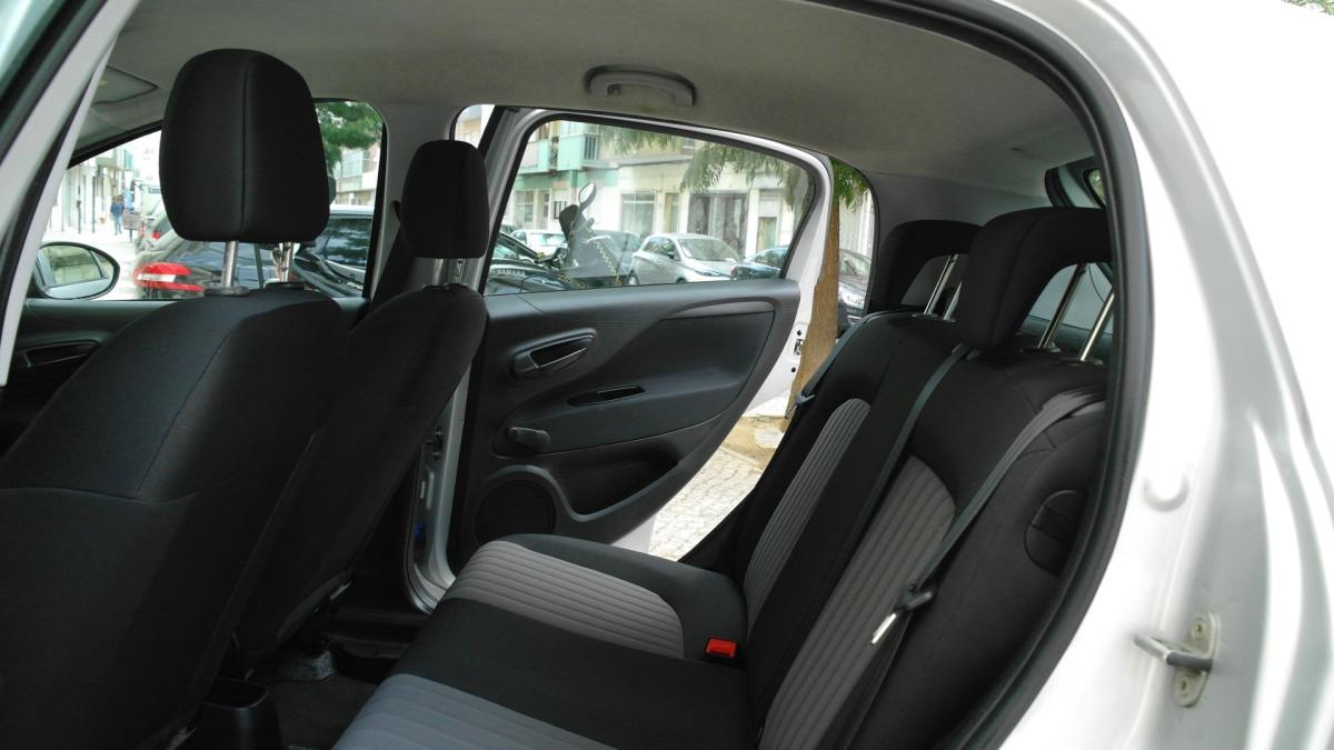 fiat-punto-2018-diesel-1248cc