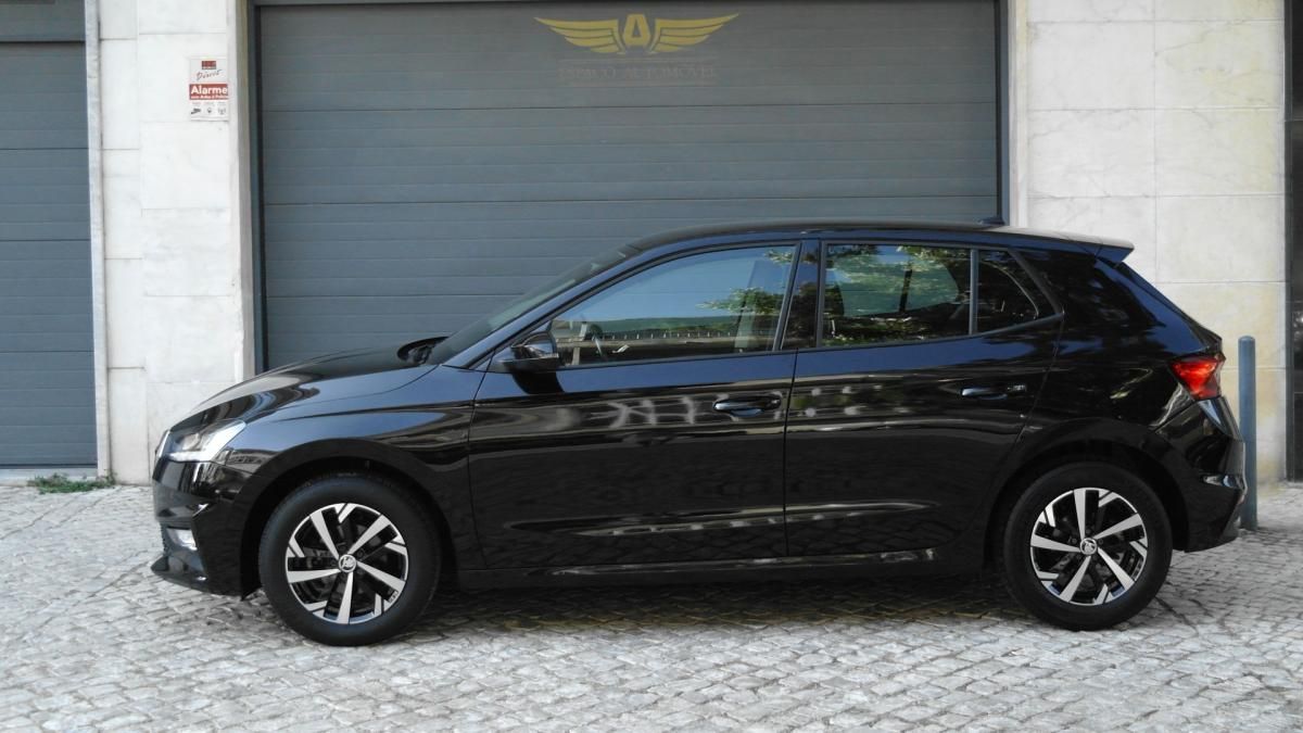 skoda-fabia-2023-gasolina-999cc