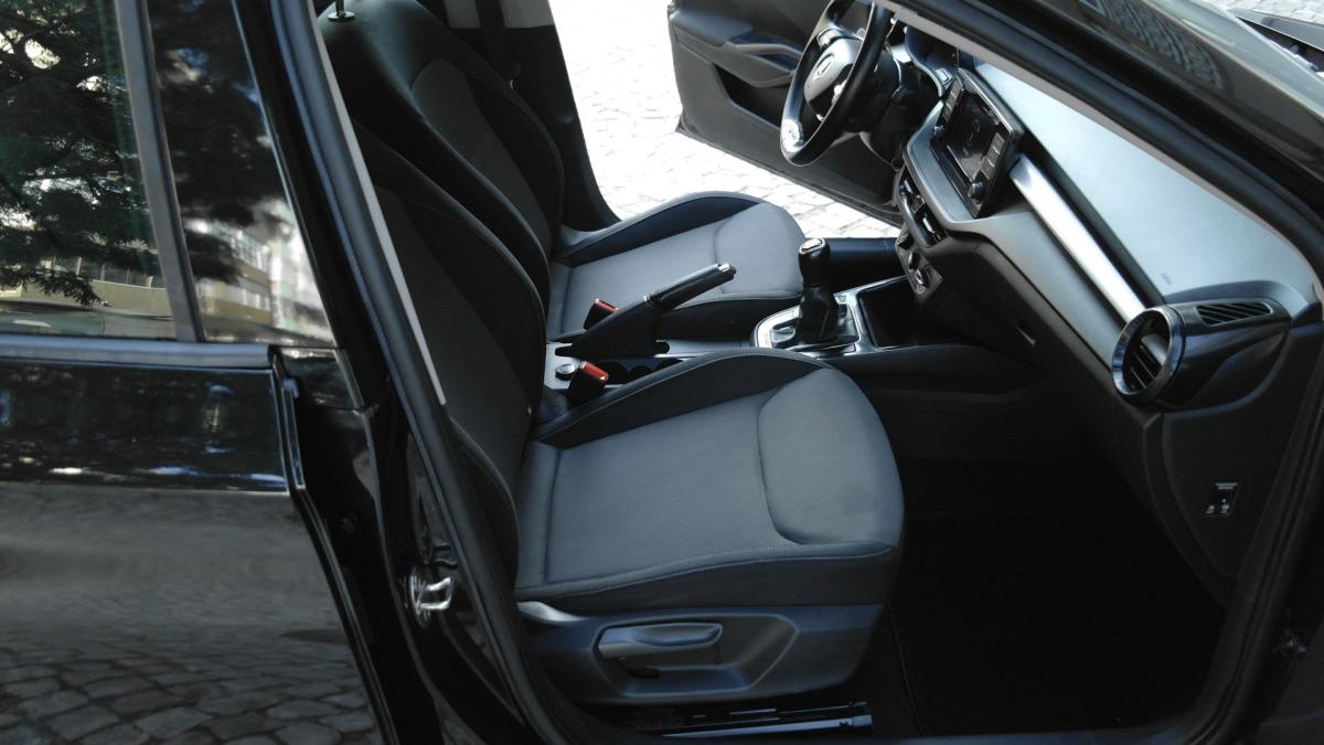 skoda-fabia-2023-gasolina-999cc