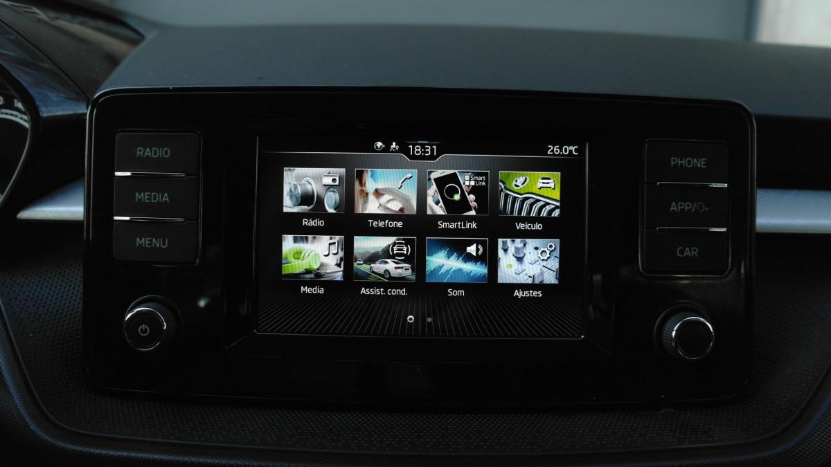 skoda-fabia-2023-gasolina-999cc