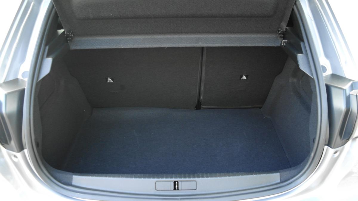peugeot-208-2025-gasolina-1199cc