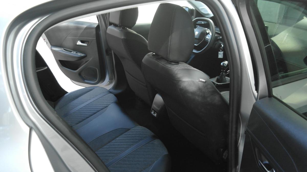 peugeot-208-2025-gasolina-1199cc