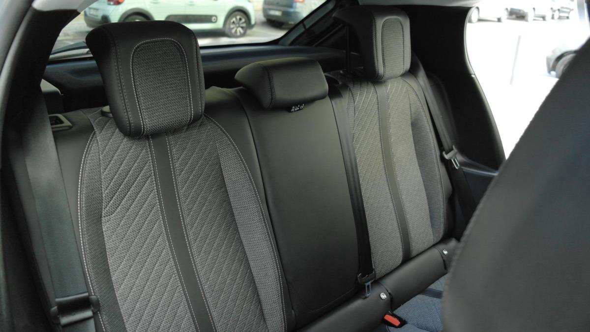 peugeot-208-2025-gasolina-1199cc