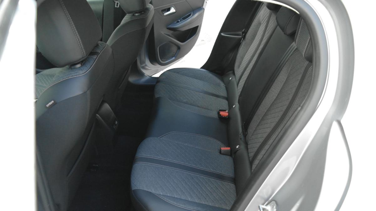 peugeot-208-2025-gasolina-1199cc