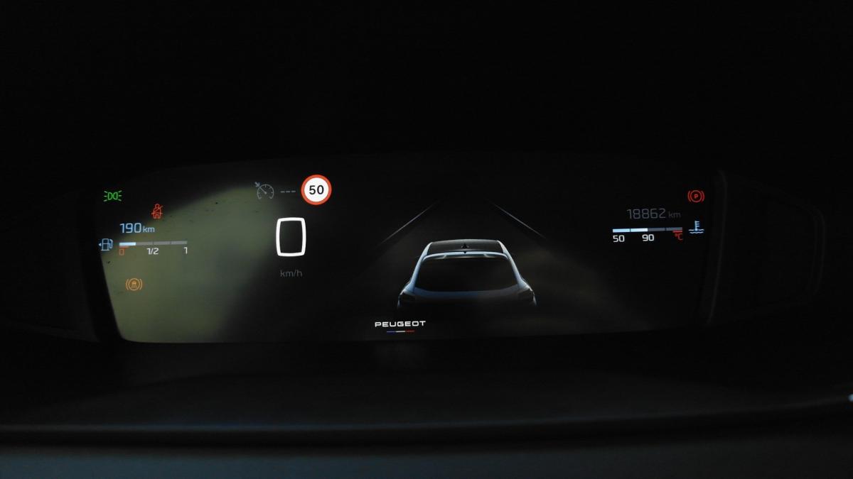 peugeot-208-2025-gasolina-1199cc