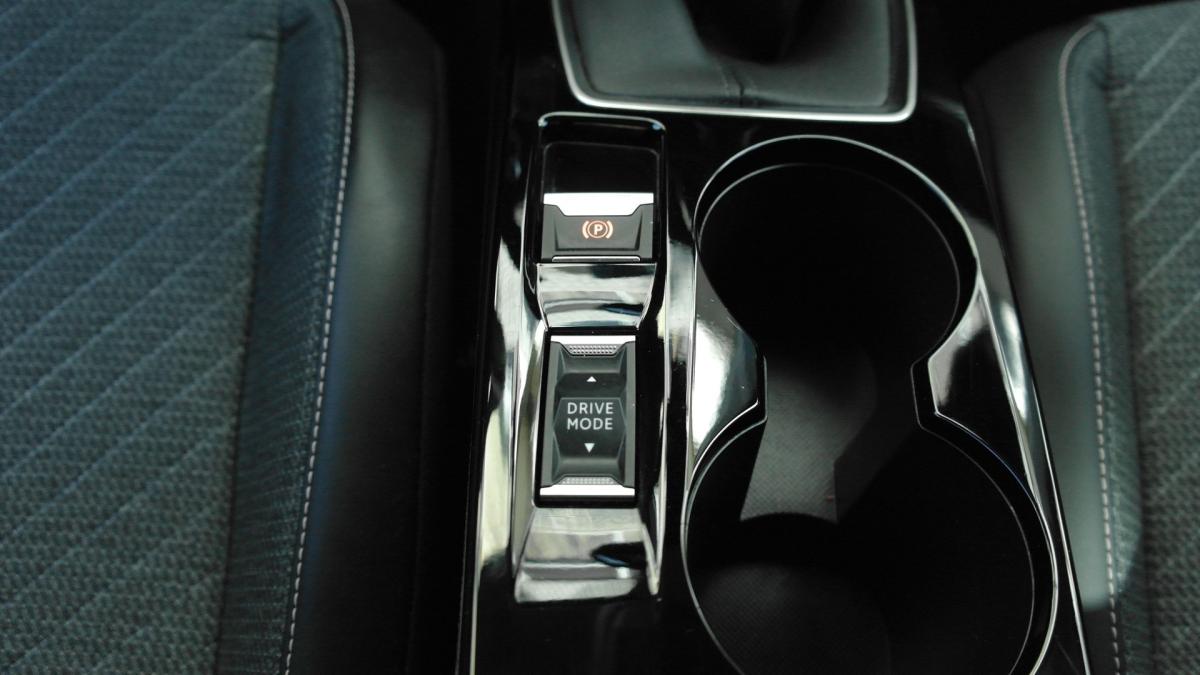 peugeot-208-2025-gasolina-1199cc