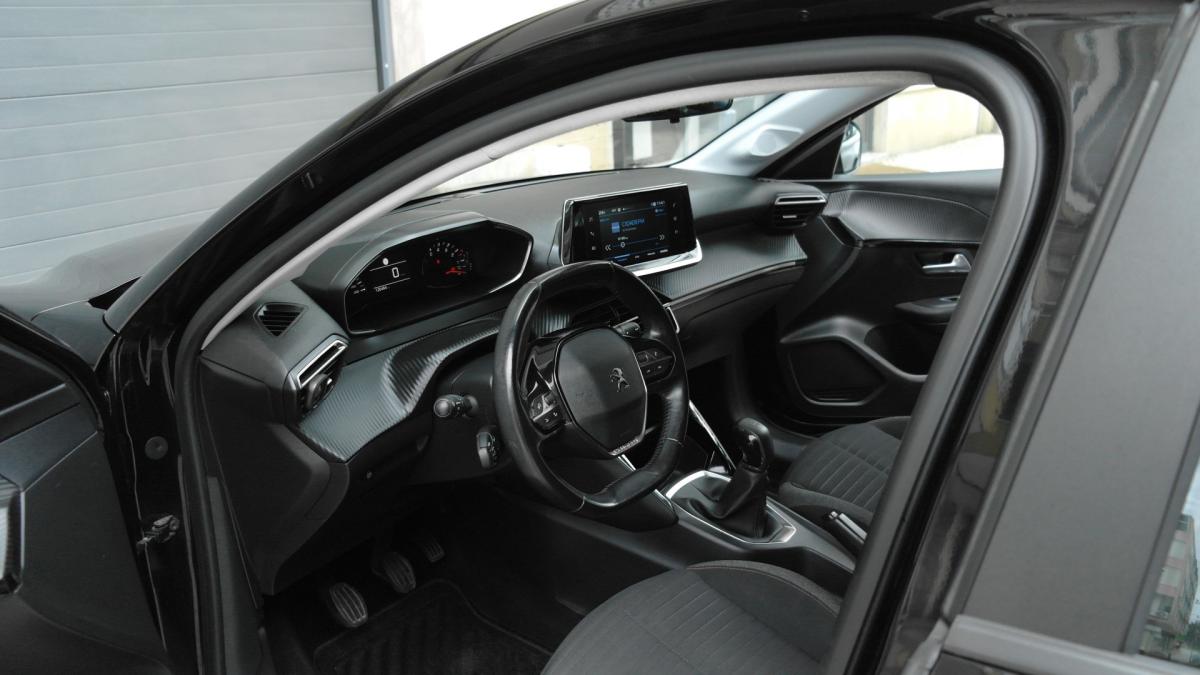 peugeot-208-2020-gasolina-1199cc