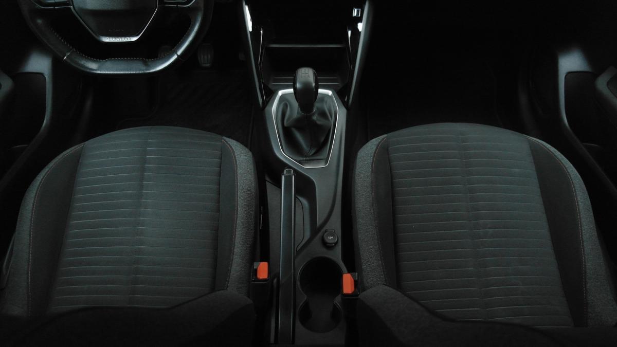 peugeot-208-2020-gasolina-1199cc