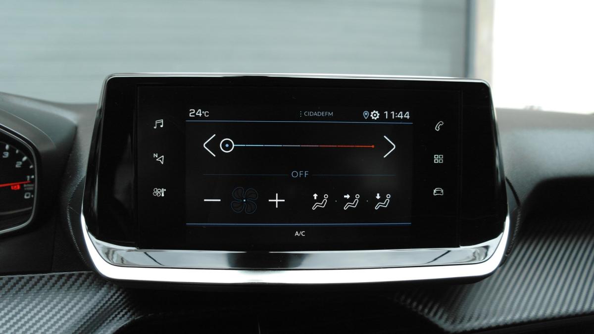 peugeot-208-2020-gasolina-1199cc