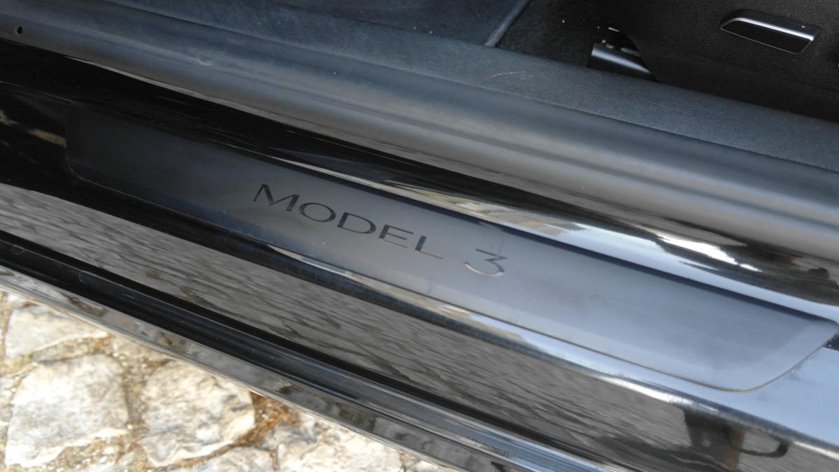 tesla-model-3-2023-eletrico-0cc