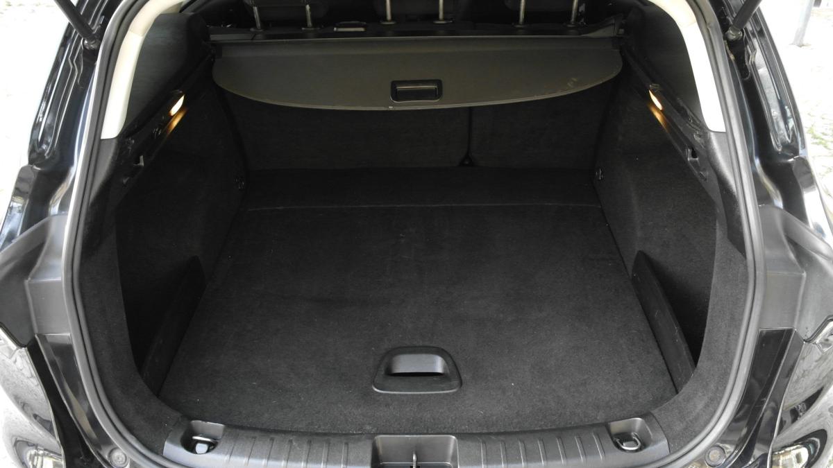 fiat-tipo-station-wagon-2018-diesel-1248cc
