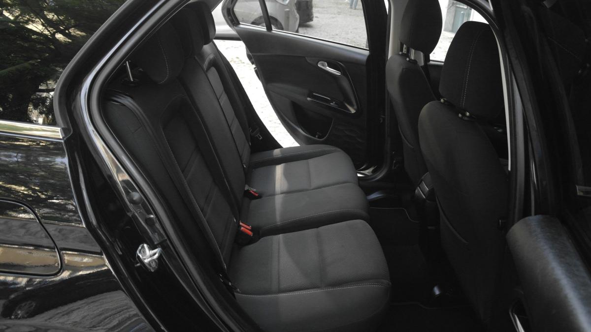fiat-tipo-station-wagon-2018-diesel-1248cc
