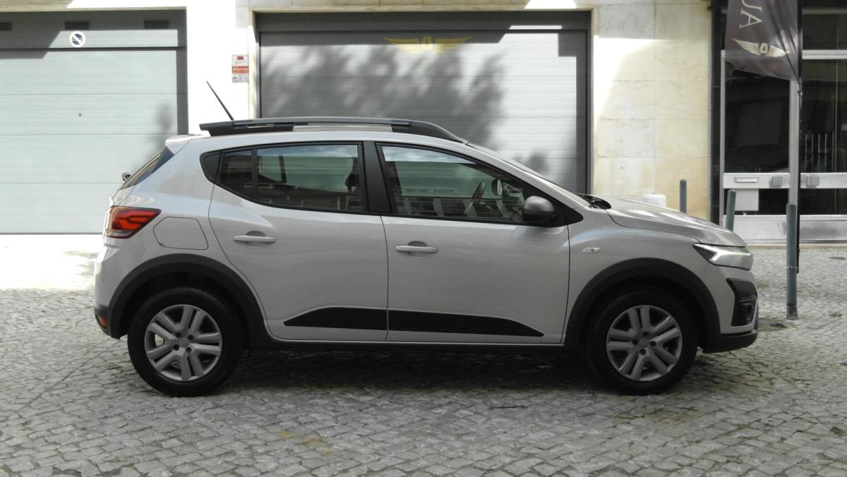 dacia-sandero-2023-gasolina-999cc