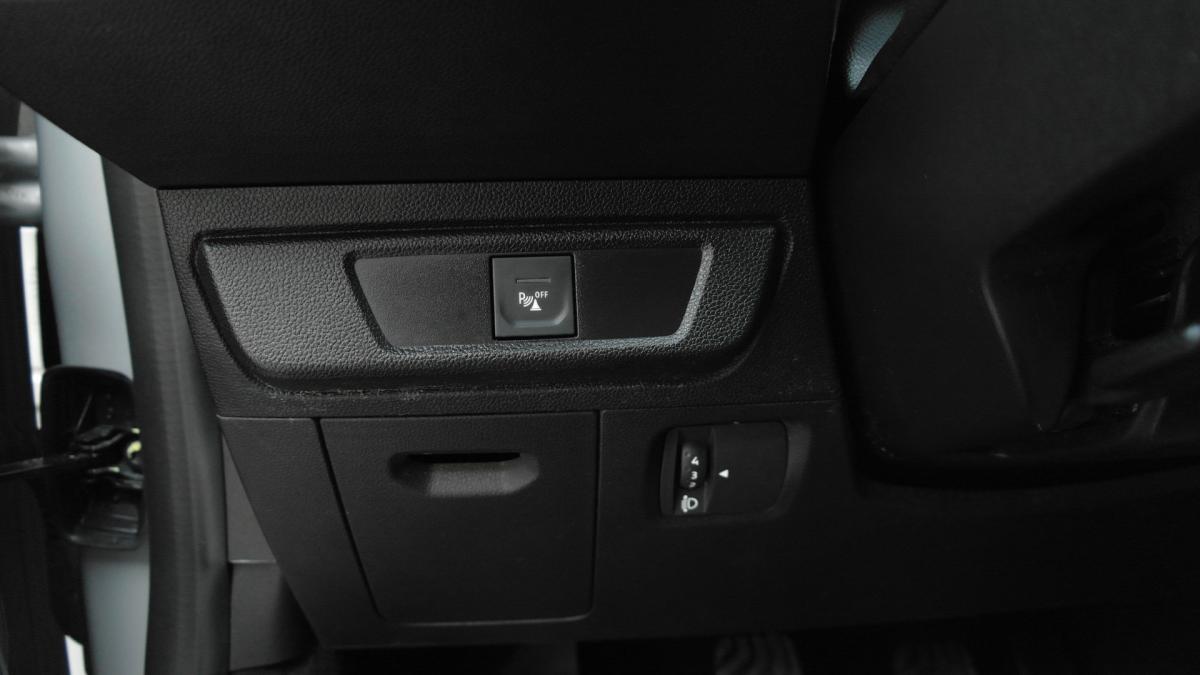 dacia-sandero-2023-gasolina-999cc