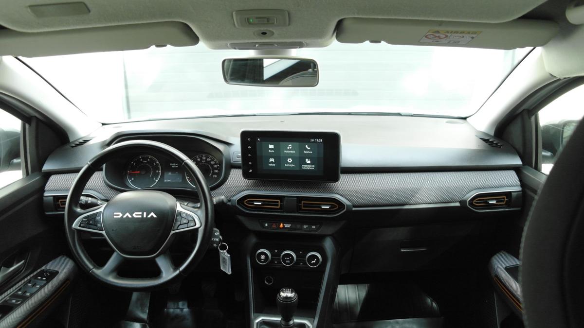 dacia-sandero-2023-gasolina-999cc