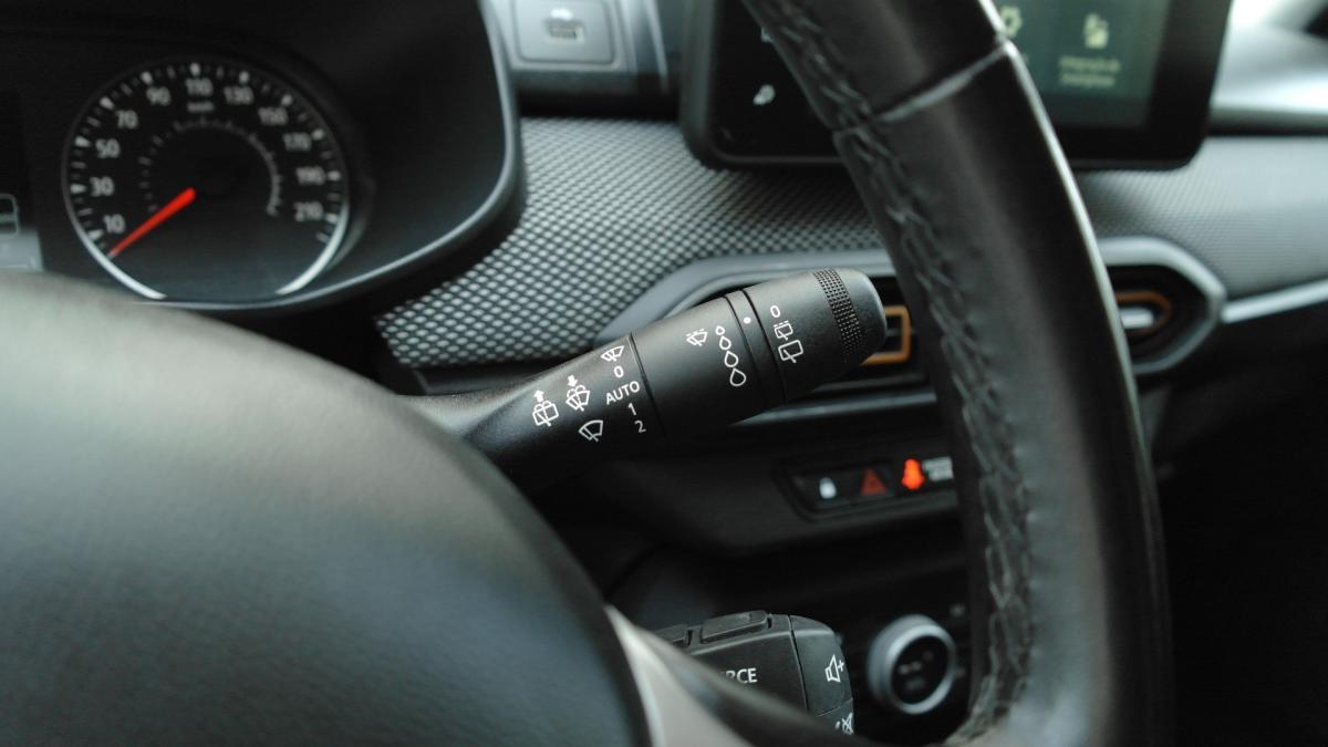 dacia-sandero-2023-gasolina-999cc