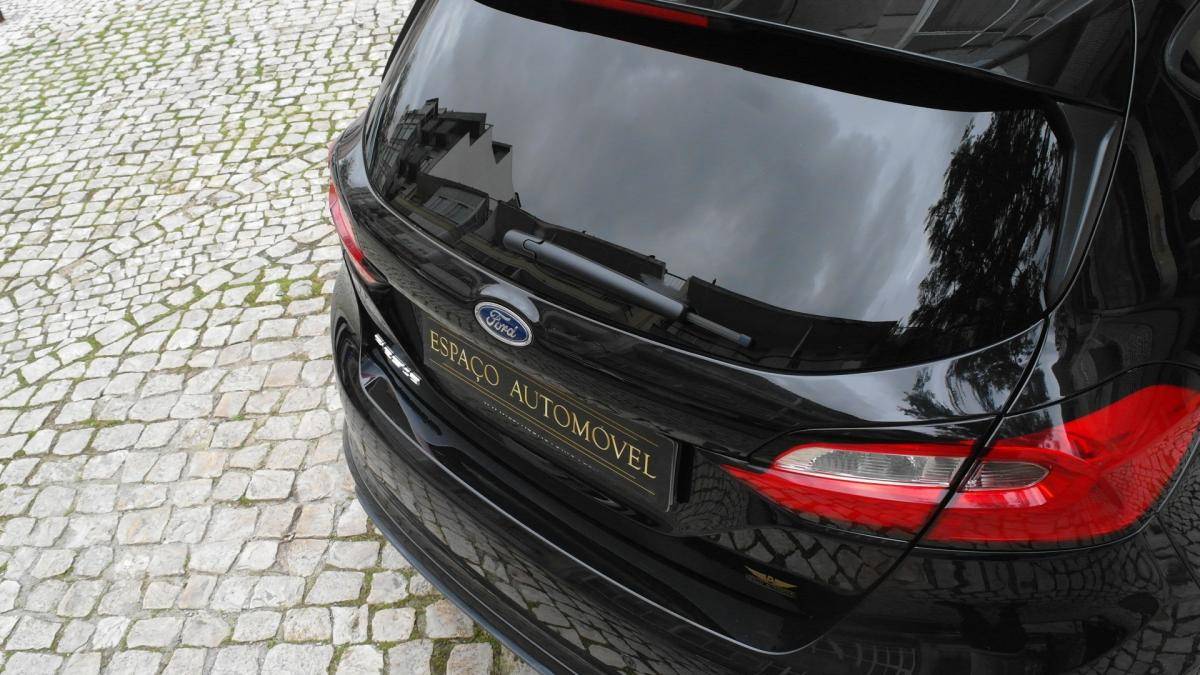 ford-fiesta-2023-gasolina-998cc