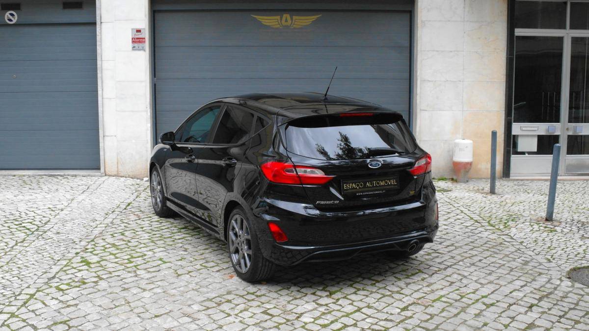 ford-fiesta-2023-gasolina-998cc