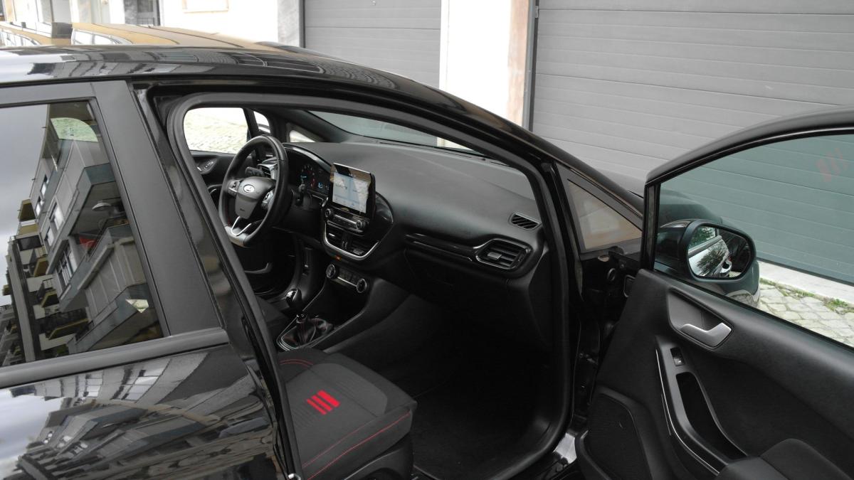 ford-fiesta-2023-gasolina-998cc