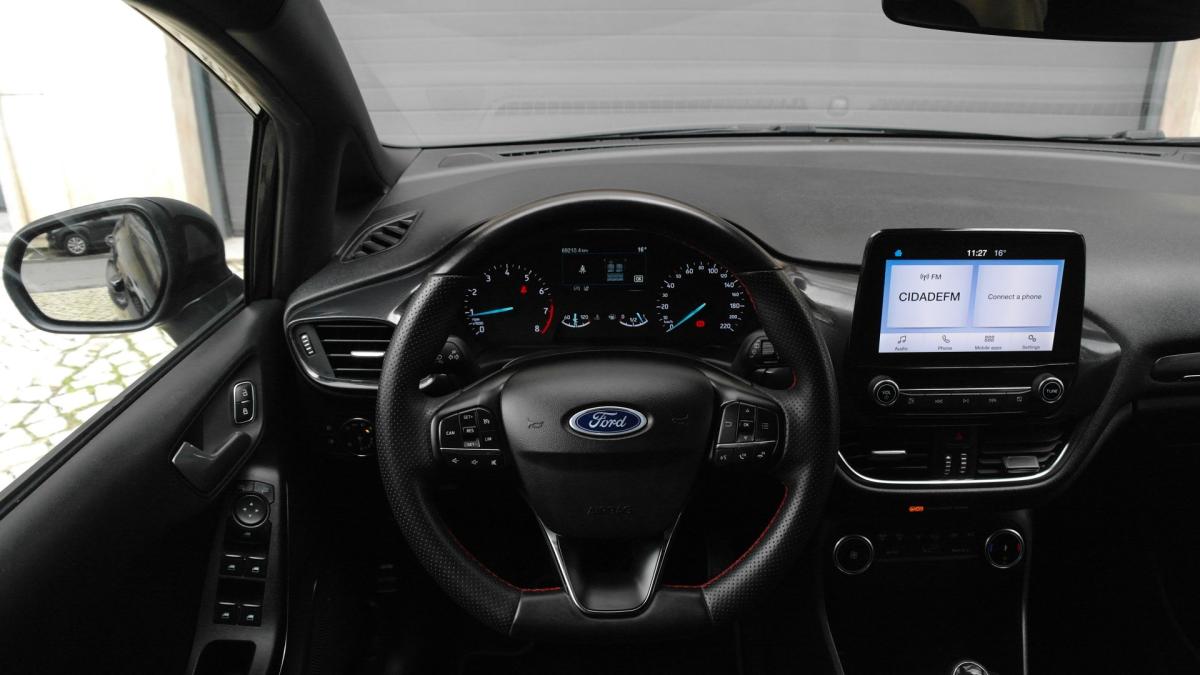 ford-fiesta-2023-gasolina-998cc