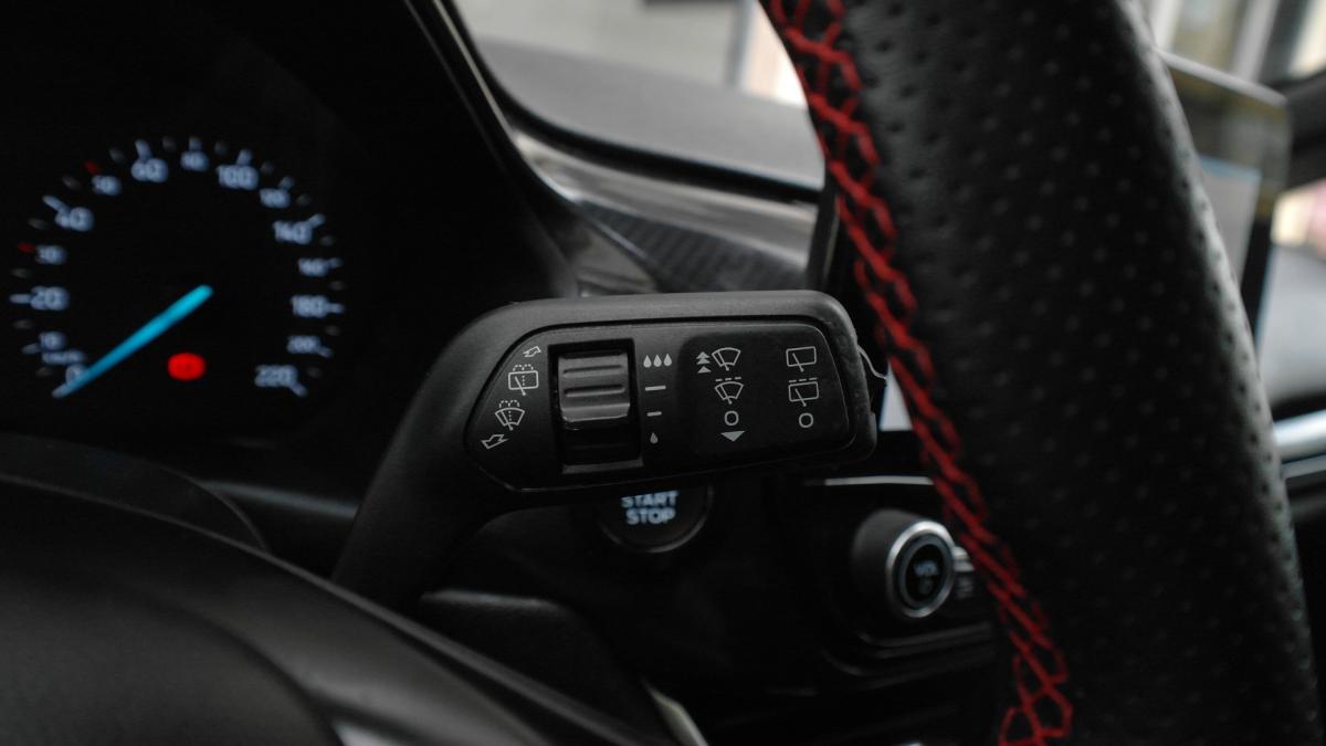 ford-fiesta-2023-gasolina-998cc