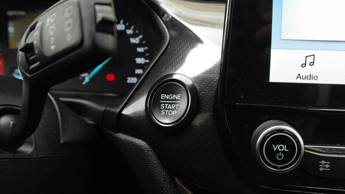 ford-fiesta-2023-gasolina-998cc