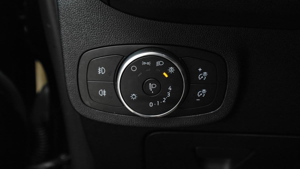 ford-fiesta-2023-gasolina-998cc
