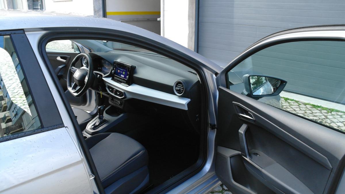 seat-ibiza-2023-gasolina-999cc