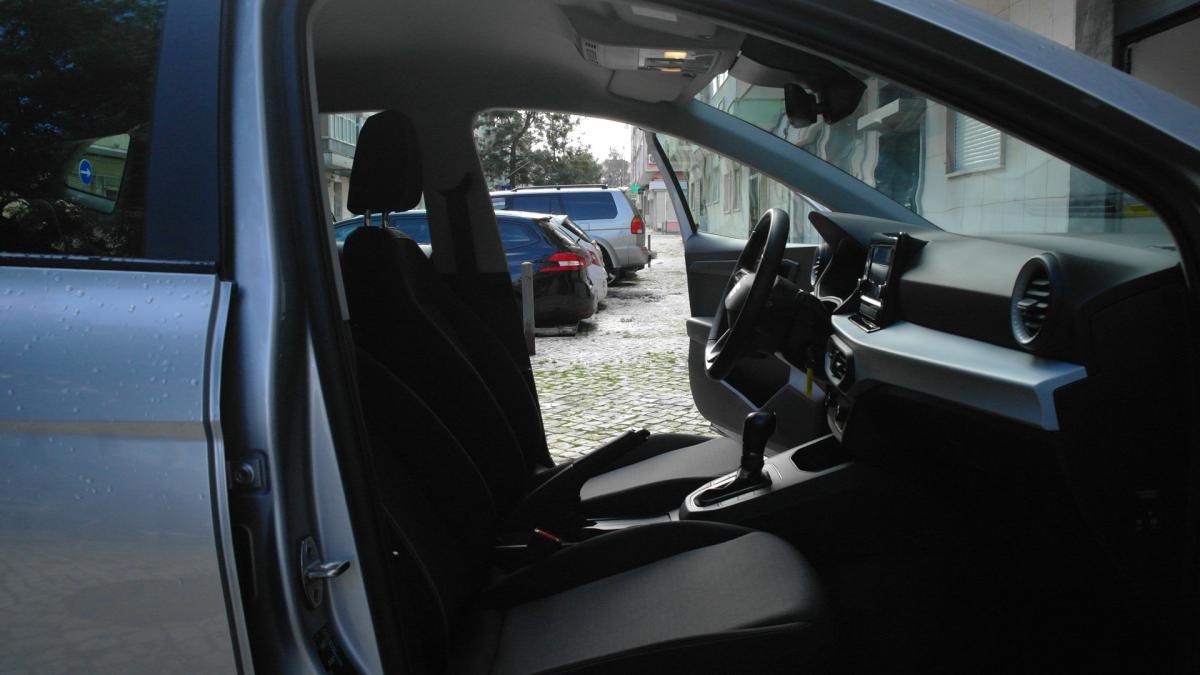 seat-ibiza-2023-gasolina-999cc