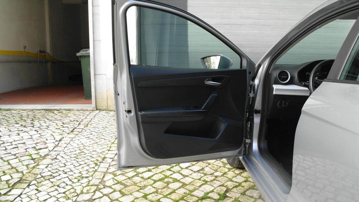 seat-ibiza-2023-gasolina-999cc