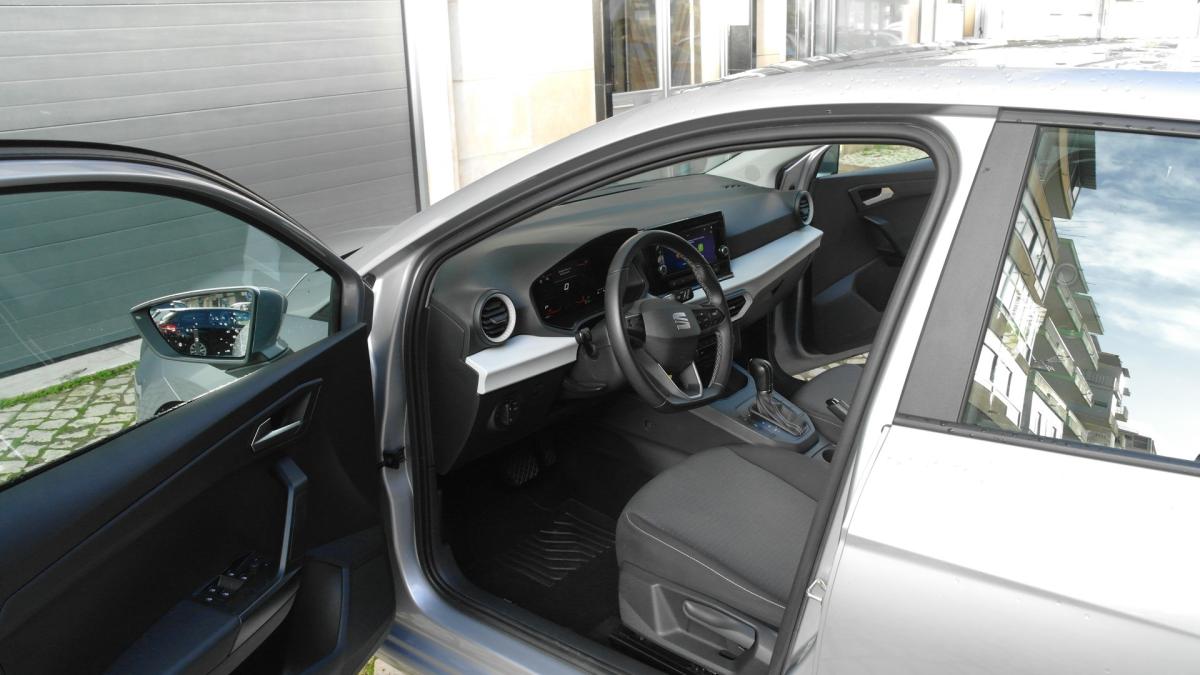 seat-ibiza-2023-gasolina-999cc