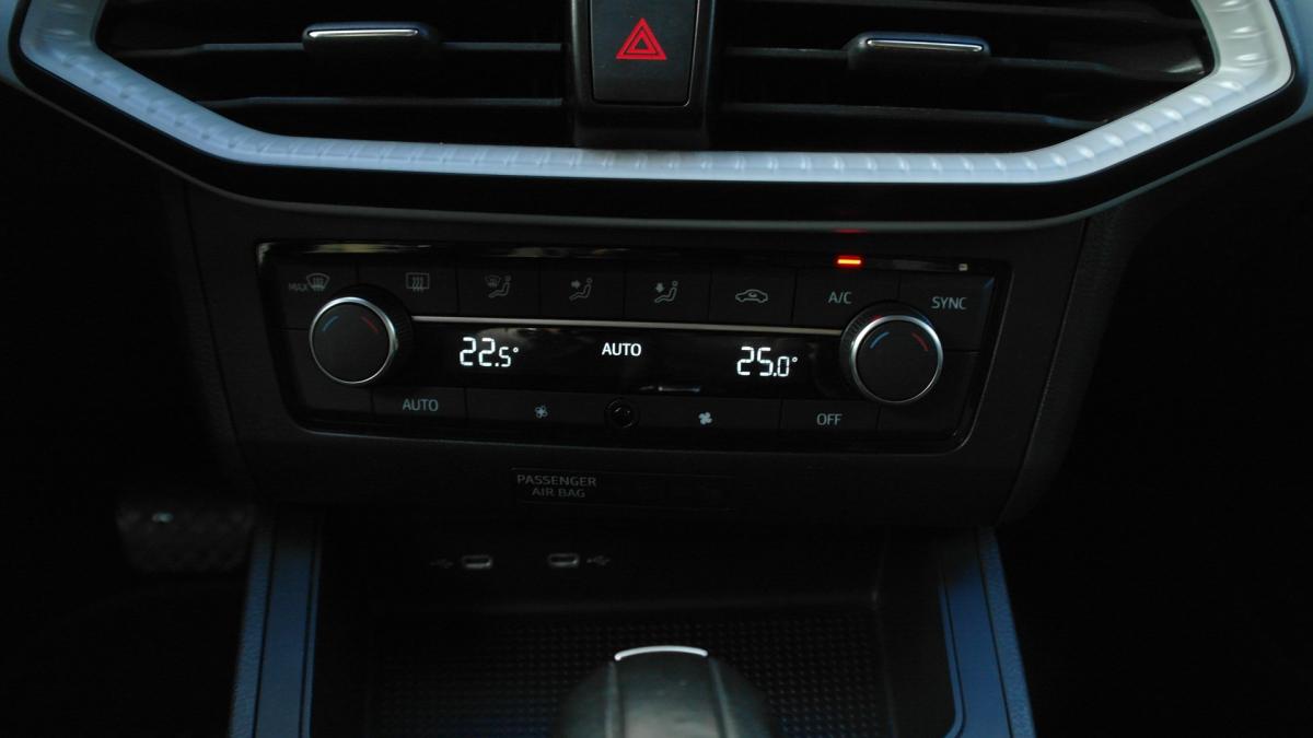 seat-ibiza-2023-gasolina-999cc