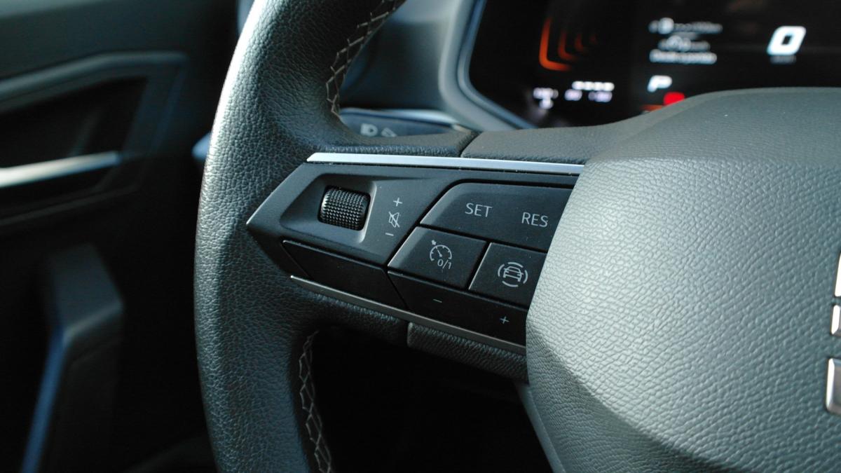 seat-ibiza-2023-gasolina-999cc