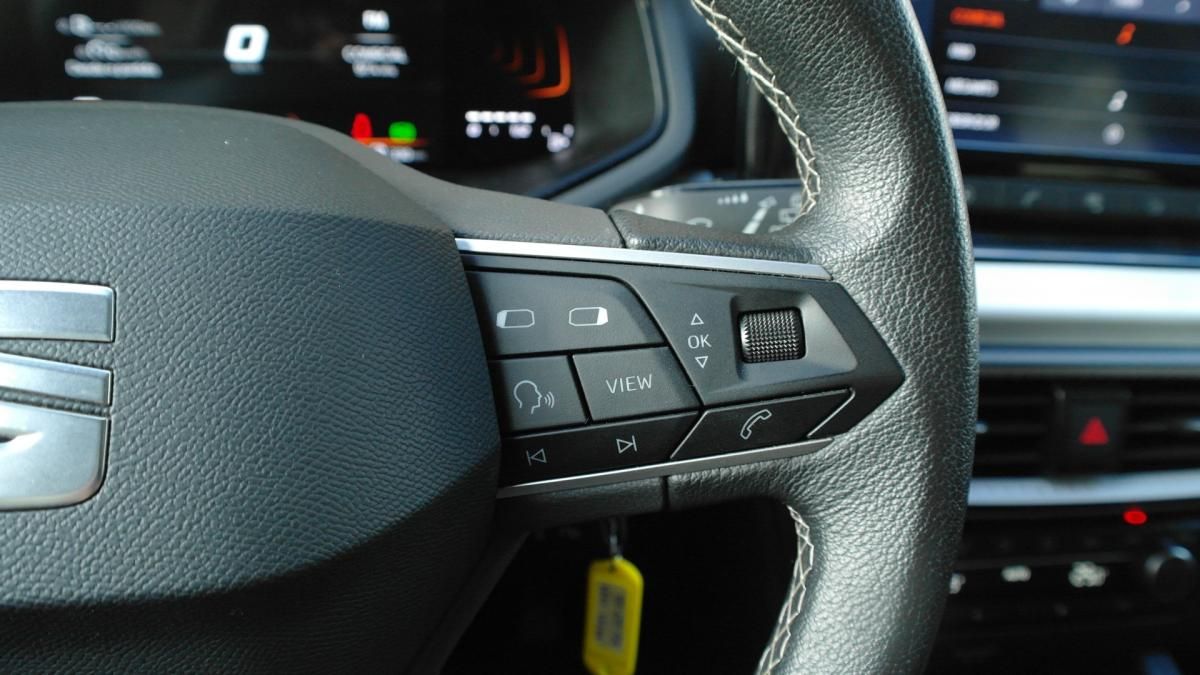 seat-ibiza-2023-gasolina-999cc